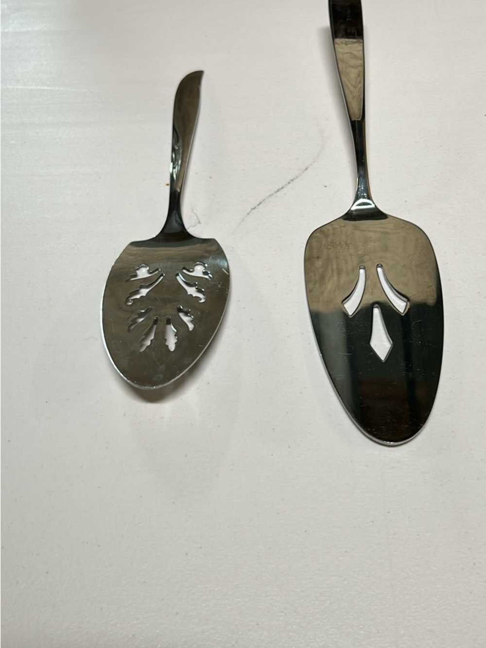 Stainless Steel Silver Cake / Pie Server - Set of 2 - Picture 2 of 2